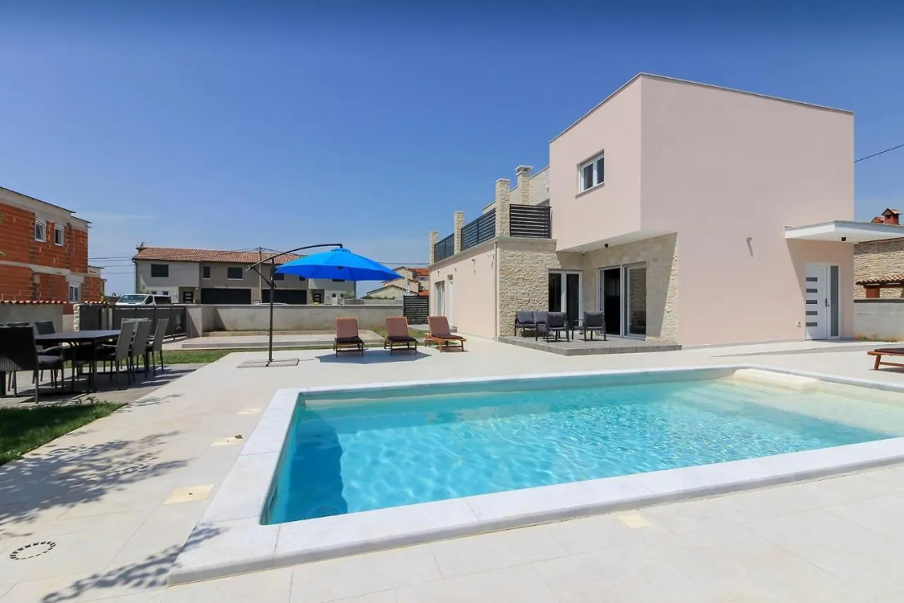 New Modern Villa Gogo With Private Pool Near The Beach And Town Of Pula By Wiibuk Sisan