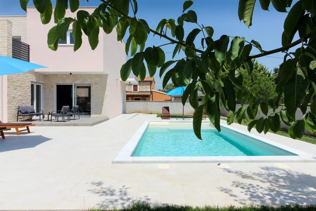 New Modern Villa Gogo With Private Pool Near The Beach And Town Of Pula By Wiibuk Sisan