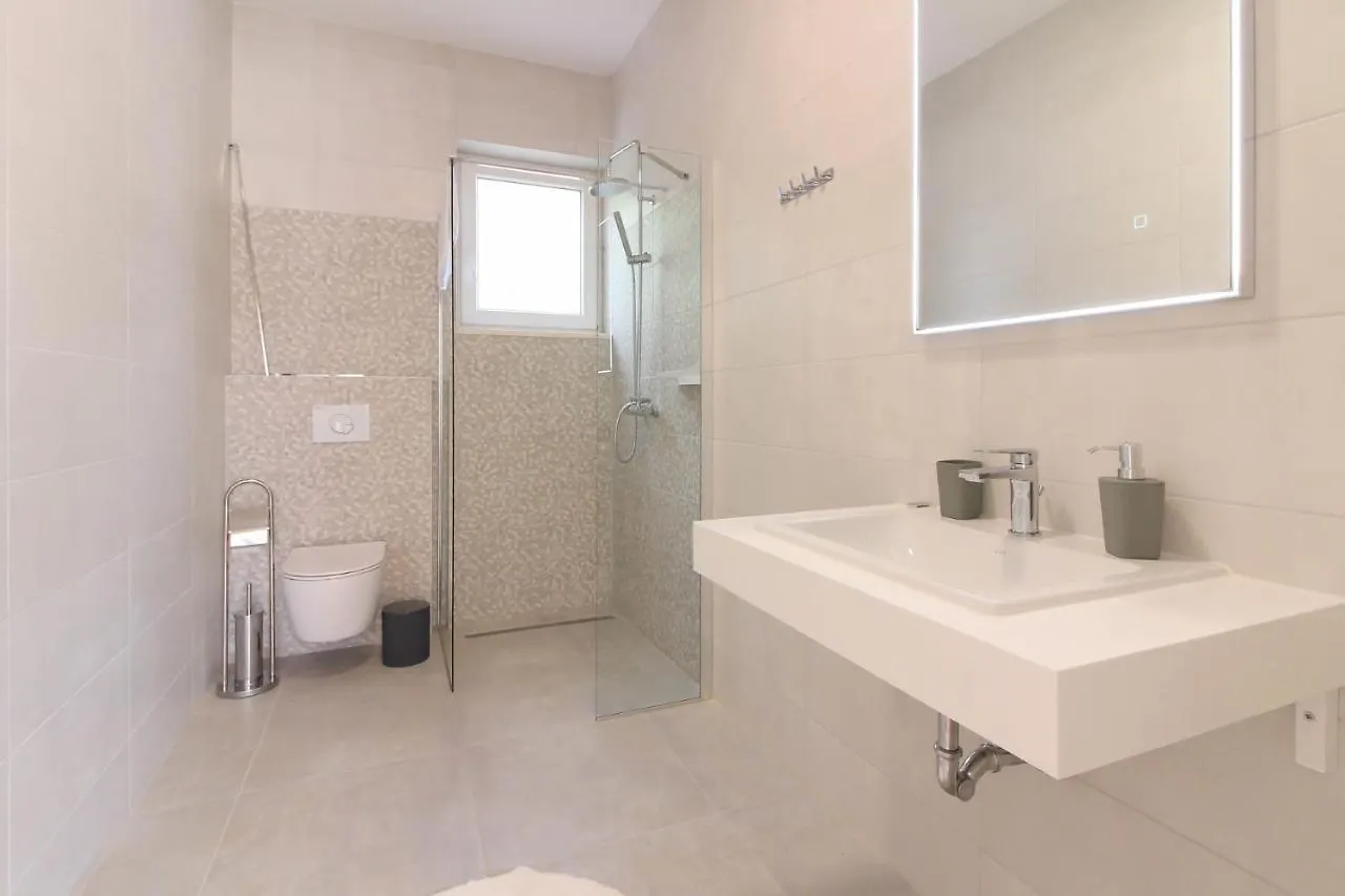 New Modern Villa Gogo With Private Pool Near The Beach And Town Of Pula By Wiibuk Sisan