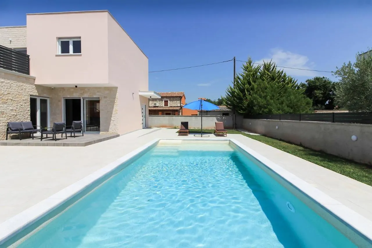 New Modern Villa Gogo With Private Pool Near The Beach And Town Of Pula By Wiibuk Sisan